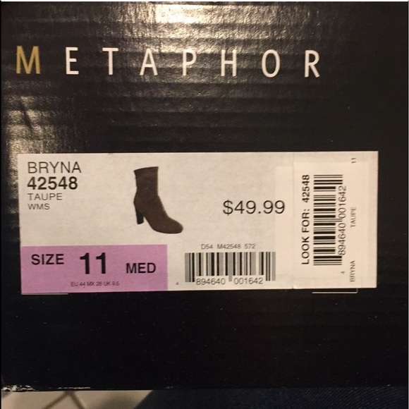 Metaphor Bryna Short Boot - Picture 6 of 6